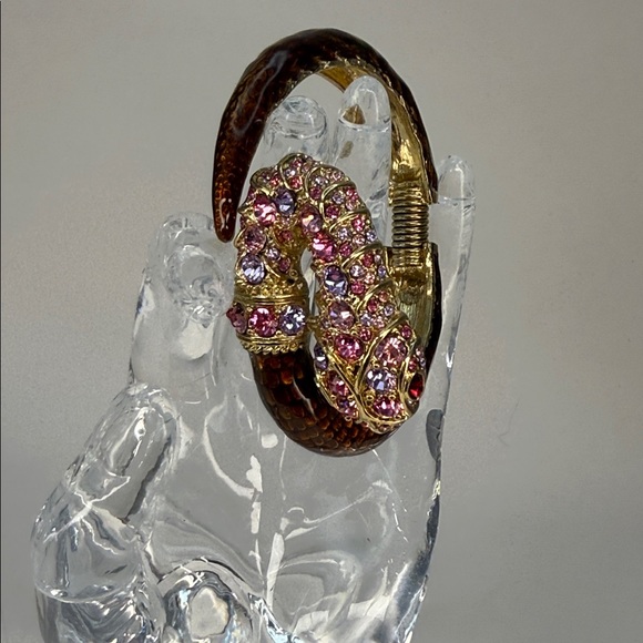 Beautiful Rare Kennith Jay Lane Cuff - Picture 8 of 9